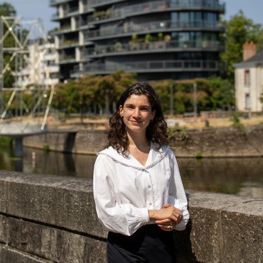 Photo de Ma&icirc;tre Eva DESBOIS
